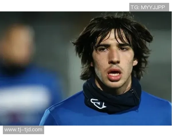 帕奎塔：从天才少年到足球场上的璀璨明星之路