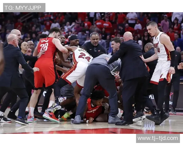 热火与火箭激战正酣视频直播精彩瞬间尽在眼前